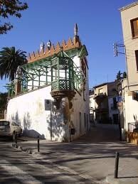 Casa de veraneo de Puig i Cadafach, Argentona, taxi de Mataró